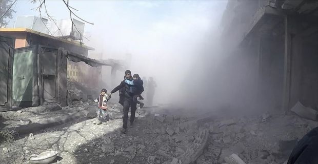 Suriye'de Esed rejiminin Doğu Guta'ya düzenlediği saldırılarda 54 sivil hayatını