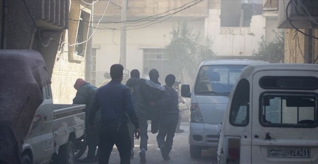 Suriye'de Beşşar Esed rejimi, abluka altında tuttuğu Doğu Guta bölgesindeki
