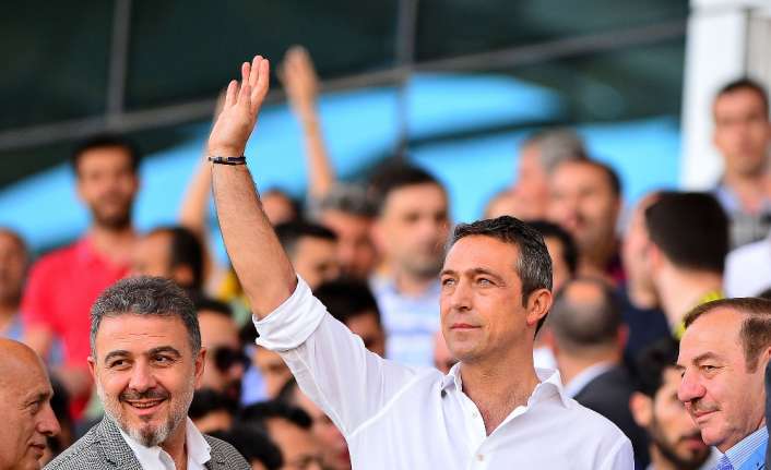 Fenerbahçe Başkanı Ali Koç, İstanbulspor ile oynanan hazırlık maçı için