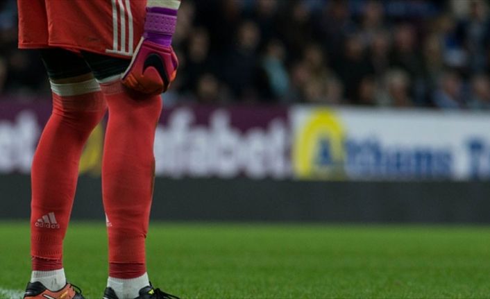 Bir dönem Real Madrid'in kalesini koruyan Canizares, 5 yaşındaki oğlu