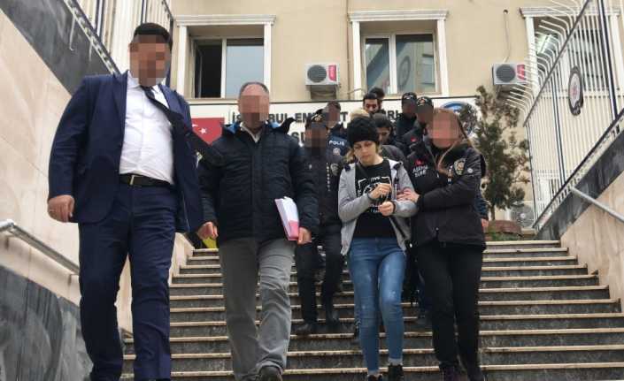 İstanbul Zeytinburnu’nda eski sevgilisiyle plan yaparak arkadaşlarına nişanlısını kaçırtıp 50