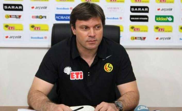 Eskişehirspor’dan alacağı bulunan Ertuğrul Sağlam, kulübün yeni transferlere lisan çıkarması