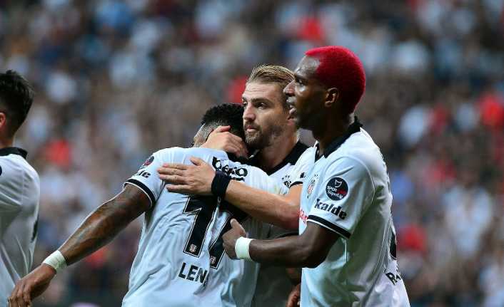 Beşiktaş, Spor Toto Süper Lig’in ilk hafta mücadelesinde Akhisarspor’u 2-1
