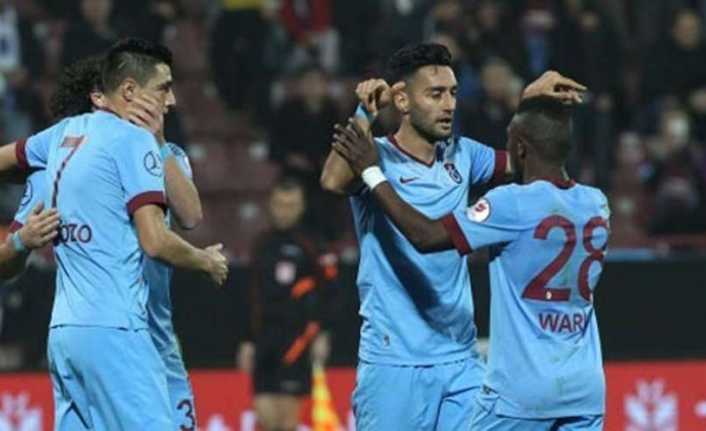 Süper Lig ekibi Evkur Yeni Malatyaspor, Trabzonspor’un savunma oyuncusu Mustafa