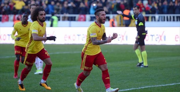 Süper Lig'in 19. haftasında Evkur Yeni Malatyaspor, sahasında Demir Grup
