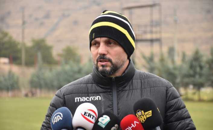 E. Yeni Malatyaspor Teknik Direktörü Erol Bulut, takımın durumuyla ilgili
