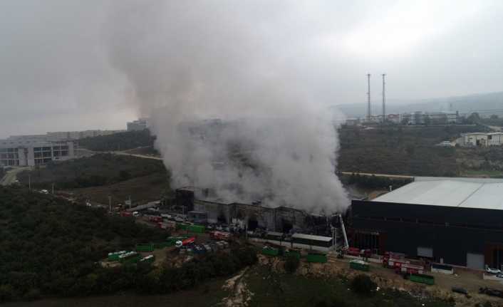 Bursa’da geri dönüşüm fabrikasında çıkan yangının boyutu gün aydınlanınca ortaya