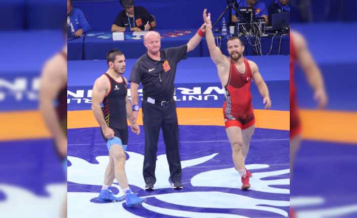 Macaristan’ın başkenti Budapeşte’de bugün başlayan Dünya Güreş Şampiyonası’nın ilk gününde