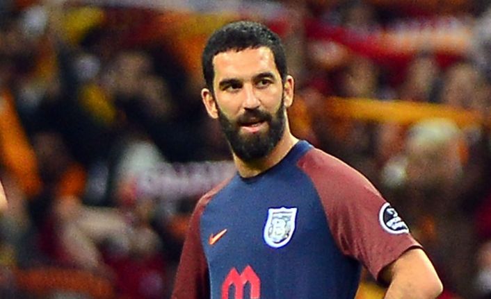 Başakşehir’in yıldız futbolcusu Arda Turan, Fatih Terim ile bir araya