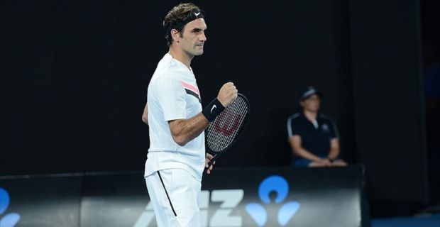 İsviçreli tenisçi Roger Federer, yeniden dünyanın bir numarası olmaya çok