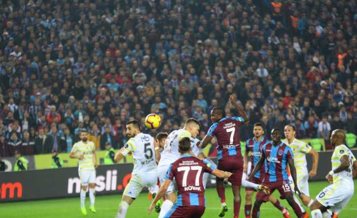 Spor Toto Süper Lig’ in 13. haftasında Trabzonspor ile Fenerbahçe