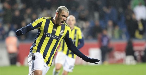 Spor Toto Süper Lig'in 21. haftasında zirveyi yakından ilgilendiren karşılaşmada
