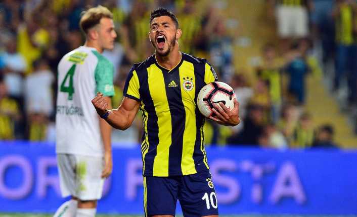Fenerbahçe, Brezilyalı oyuncu Giuliano’nun Suudi Arabistan ekibi Al Nassr FC’ye