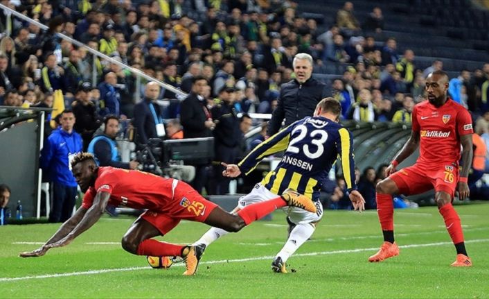 Fenerbahçe ile Kayserispor, lig tarihinde yarın 44. kez karşılaşacak. 