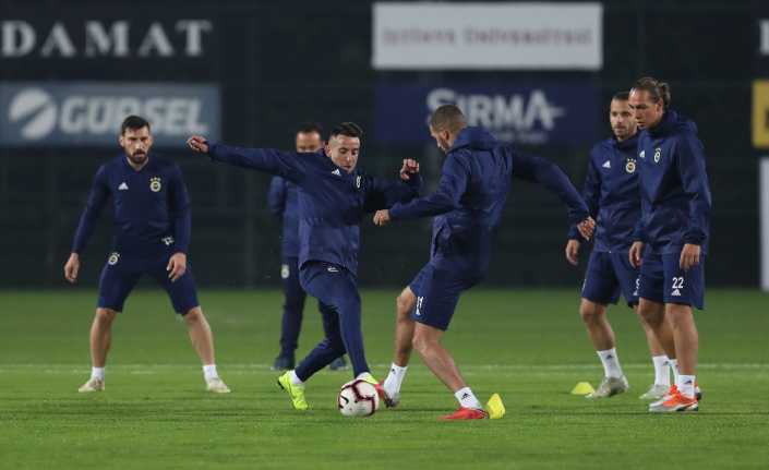 Fenerbahçe, Spor Toto Süper Lig’in 11. haftasında deplasmanda yarın Galatasaray