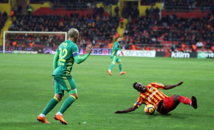 Spor Toto Süper Lig’in 27. haftasında Fenerbahçe, deplasmanda karşılaştığı Kayserispor’u