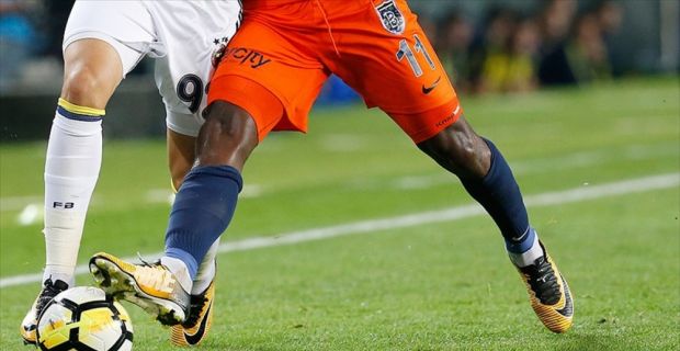 Fenerbahçe, Spor Toto Süper Lig'in 21. haftasında, şampiyonluk yarışındaki kritik