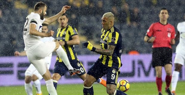 Spor Toto Süper Lig'in 24. haftasında Fenerbahçe, Teleset Mobilya Akhisarspor'a