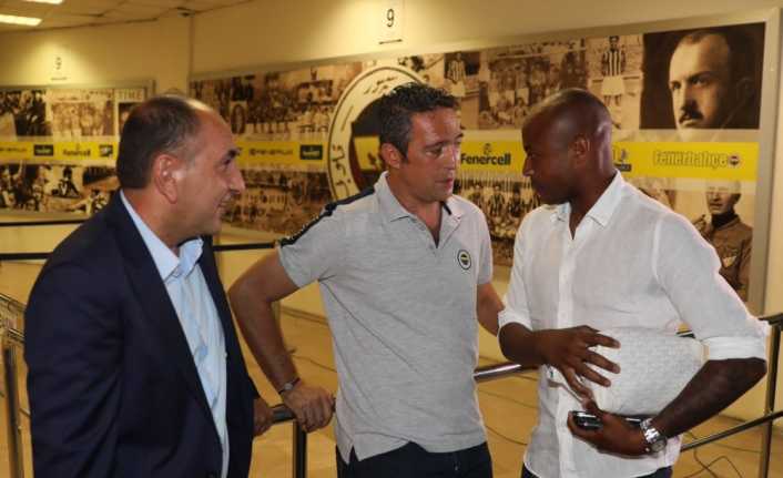 Fenerbahçe’de stada giriş yapan futbolcuları, Başkan Ali Koç ve Fenerbahçe