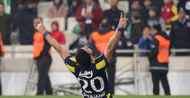 Fenerbahçe'de sezonun ilk yarısında forma giyen 25 futbolcunun içinde bin