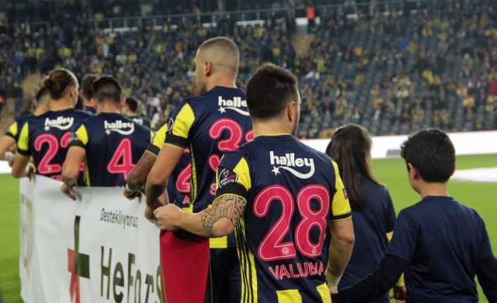 Fenerbahçe, dünya çapında kadın erkek eşitliğini anlatan HeForShe kampanyasına destekte