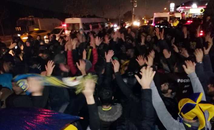 Bu sezon ligde aldığı kötü sonuçlarla dikkat çeken Fenerbahçe’de bir