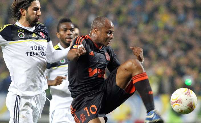 Fenerbahçe, Premier Lig’den Swansea City’de forma giyen Ganalı Andre Ayew’i