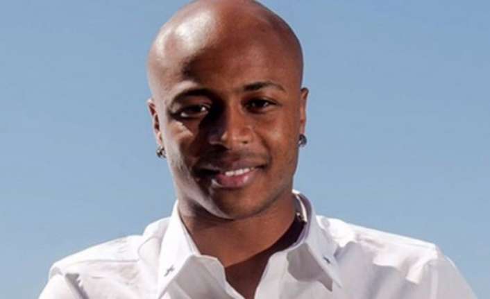 İngiltere Championship ekiplerinden Swansea forması giyen Andre Ayew, İngiliz ekibinin