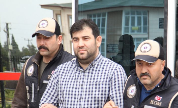 Fetullahçı Terör Örgütü/Paralel Devlet Yapılanması (FETÖ/PDY) soruşturması kapsamında Kütahya’da yakalanan