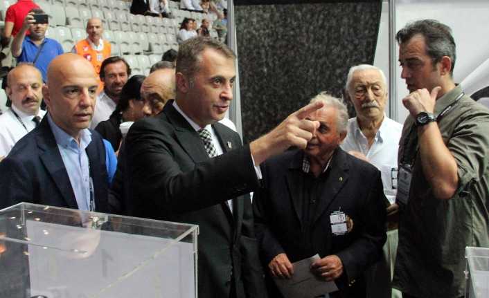 Beşiktaş Başkanı Fikret Orman, "İnşallah şampiyon olarak ligi bitireceğiz” dedi.