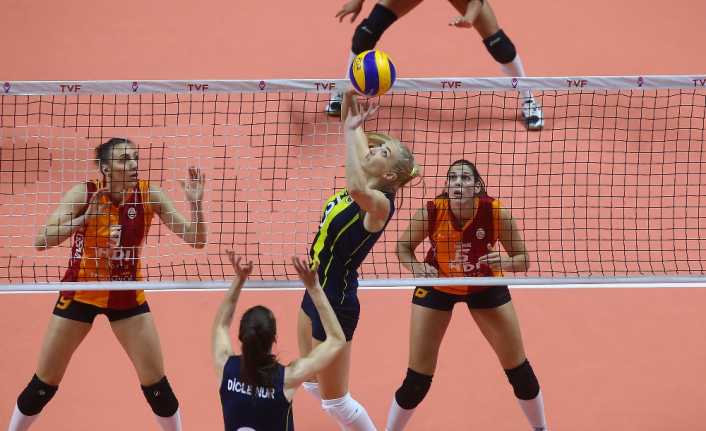 Fenerbahçe, Vestel Venüs Sultanlar Ligi 5. haftasında evinde karşılaştığı Galatasaray