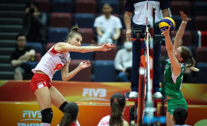 Japonya’da devam eden FIVB Bayanlar Dünya Voleybol Şampiyonası’nda mücadele eden