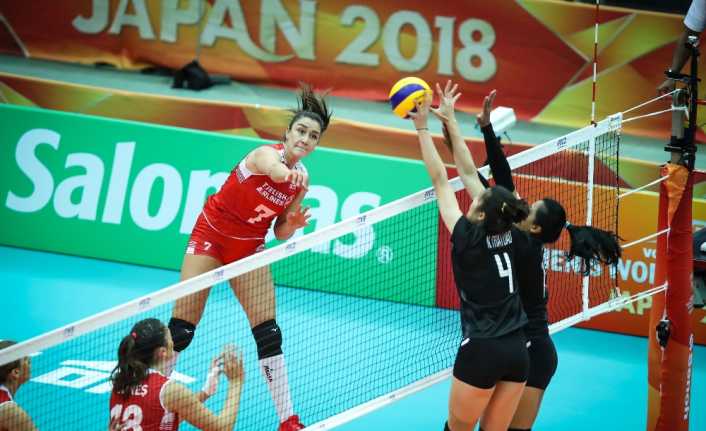 Japonya’da devam eden FIVB Bayanlar Dünya Voleybol Şampiyonası’nda mücadele eden