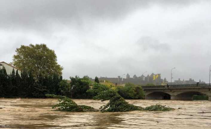 Fransa’nın güney sahilinde bulunan Aude bölgesi aşırı yağış ve fırtına