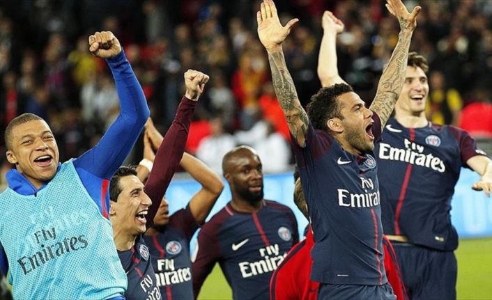 Fransa Ligue 1’de Paris Saint-Germain, Monaco’yu 7-1 mağlup ederek bitime