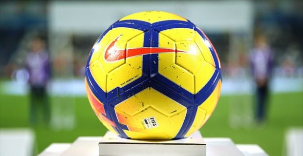 Futbolda ara transfer olarak adlandırılan ikinci transfer ve tescil dönemi