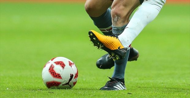 Futbolda ara transfer olarak adlandırılan ikinci transfer ve tescil dönemi