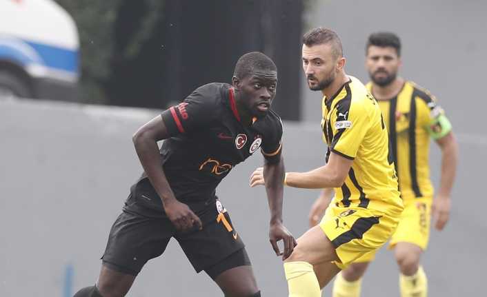 Galatasaray, Spor Toto 1. Lig ekiplerinden İstanbulspor ile Florya Metin