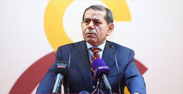 Galatasaray Kulübü Başkanı Özbek, Barcelona'dan Medipol Başakşehir kadrosuna dahil olan