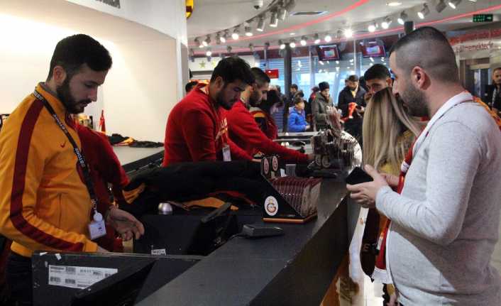 Galatasaray’ın ligde yarın oynayacağı Beşiktaş derbisi öncesinde Türk Telekom Stadyumu’ndaki