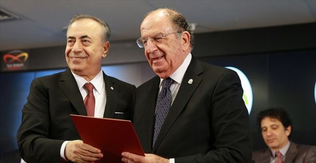 Sarı-kırmızılı kulübün yeni başkanı Mustafa Cengiz ve yönetim kurulu, mazbatalarını