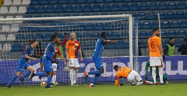 Spor Toto Süper Lig'de Kasımpaşa'ya 2-1 yenilerek bu sezon 6.