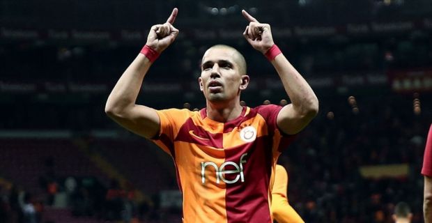Galatasaraylı futbolcu Feghouli, "Şampiyonluk yarışının son haftalara kadar süreceğini düşünüyorum.