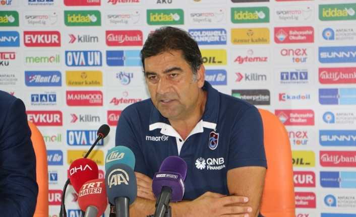 Trabzonspor Teknik Direktörü Ünal Karaman, daha fazla özveri, samimiyet ve
