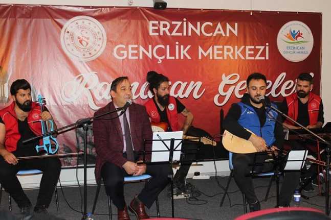 Erzincan Gençlik ve Spor İl Müdürlüğüne bağlı Gençlik Merkezi'nde Ramazan