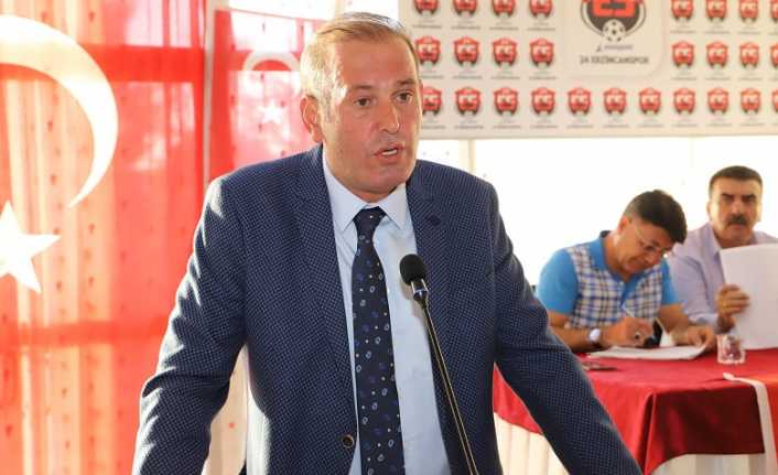 Anagold 24 Erzincanspor olağanüstü genel kurulu Erzincan Belediyesi yemekhanesinde yapıldı.