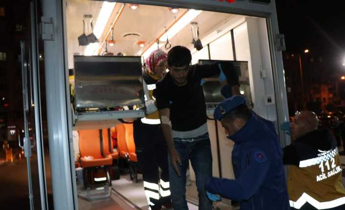 Kayseri Geri Gönderme Merkezi’nde, domates çorbası, hazır köfte, makarna ve
