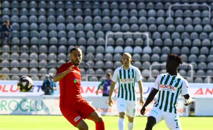Spor Toto 1. Lig’in 10. haftasında Giresunspor, sahasında karşılaştığı Balıkesirspor
