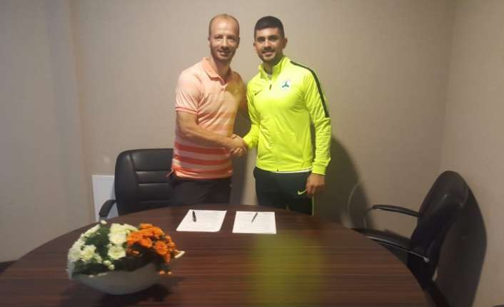 Giresunspor, Alanyaspor’dan Landel ve Ankaragücü’nden Abdülkadir Kayalı ile anlaştı. 