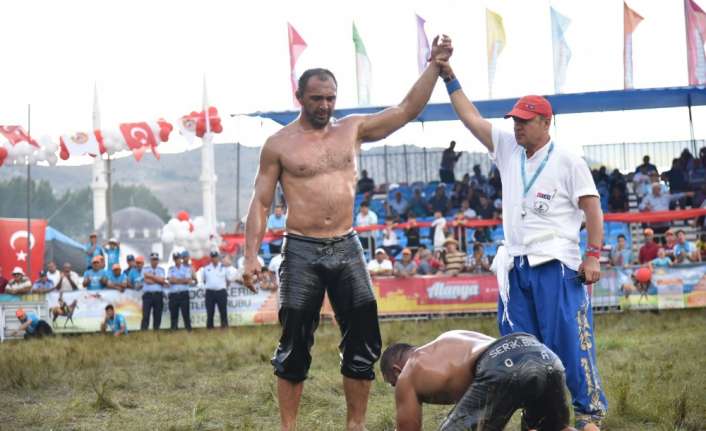 Antalya’nın Alanya ilçesinde bu yıl 14’üncüsü düzenlenen Geleneksel Gökbel Yağlı